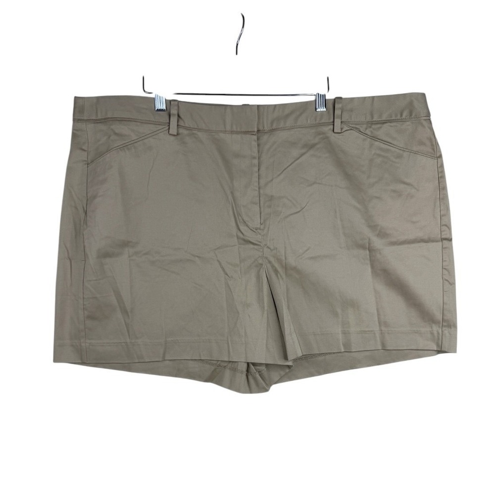 NWT Lane Bryant Women's Chino Shorts size 26 Light Tan